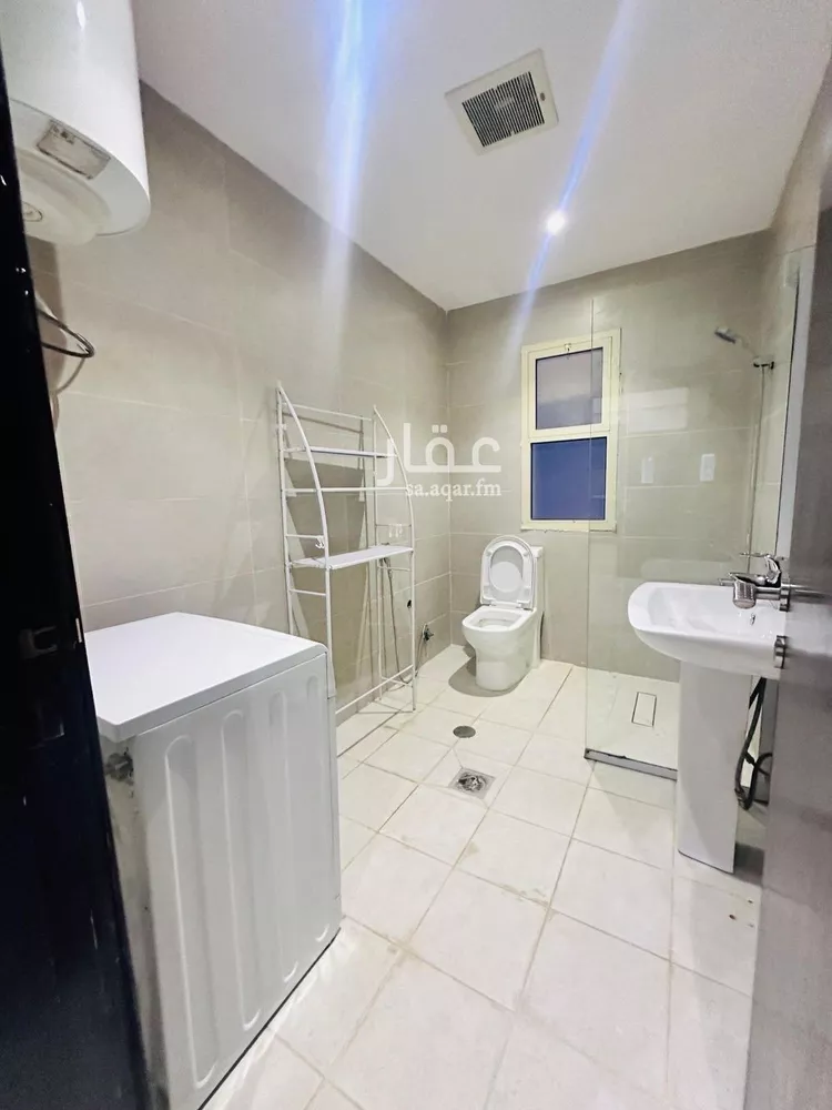 شقة للإيجار في شارع المزرع, حي الورود, مدينة الرياض, منطقة الرياض صورة 5