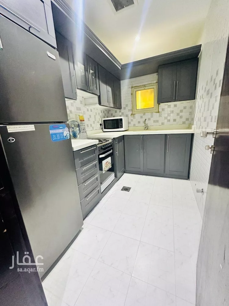 شقة للإيجار في شارع المزرع, حي الورود, مدينة الرياض, منطقة الرياض صورة 4