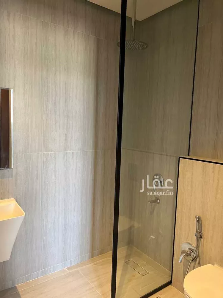 شقة للإيجار في شارع الشيخ عبدالله بن جبرين, حي القيروان, مدينة الرياض, منطقة الرياض صورة 5