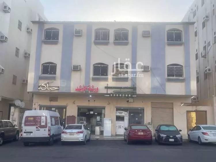 Building for Sale in Medina Al Khalidiyah