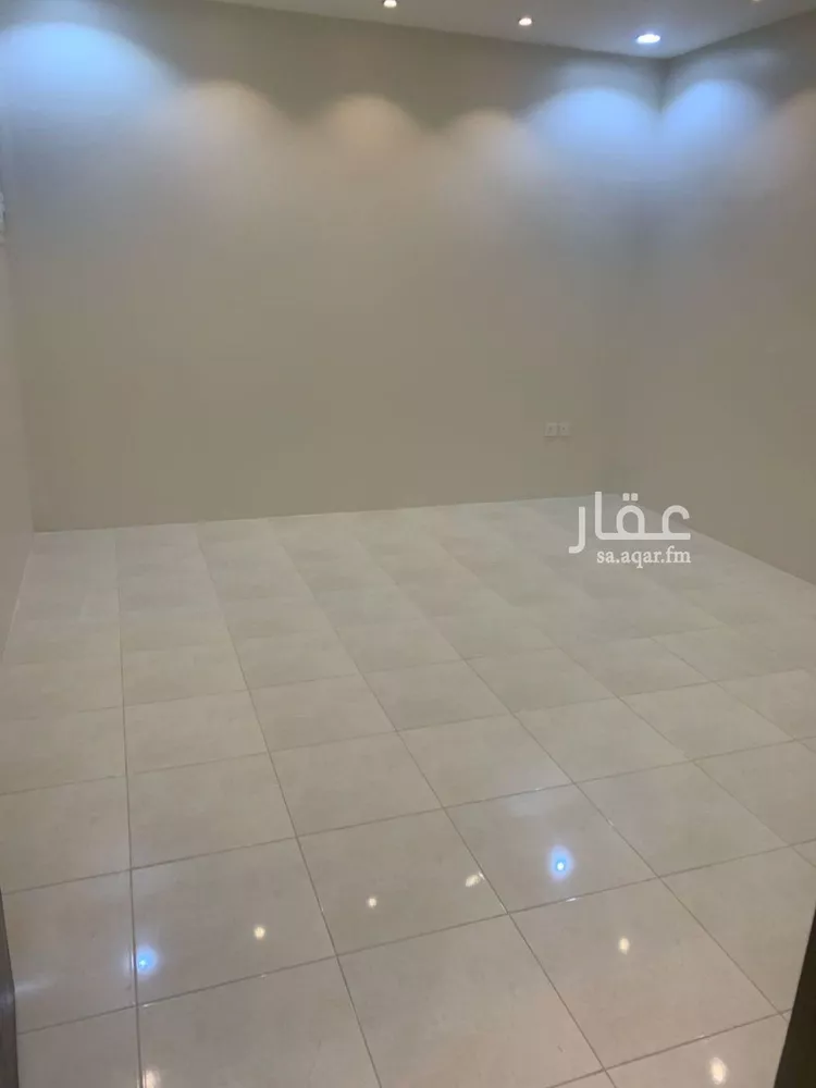 شقة للإيجار في شارع رقم 300, حي الملقا, مدينة الرياض, منطقة الرياض صورة 3