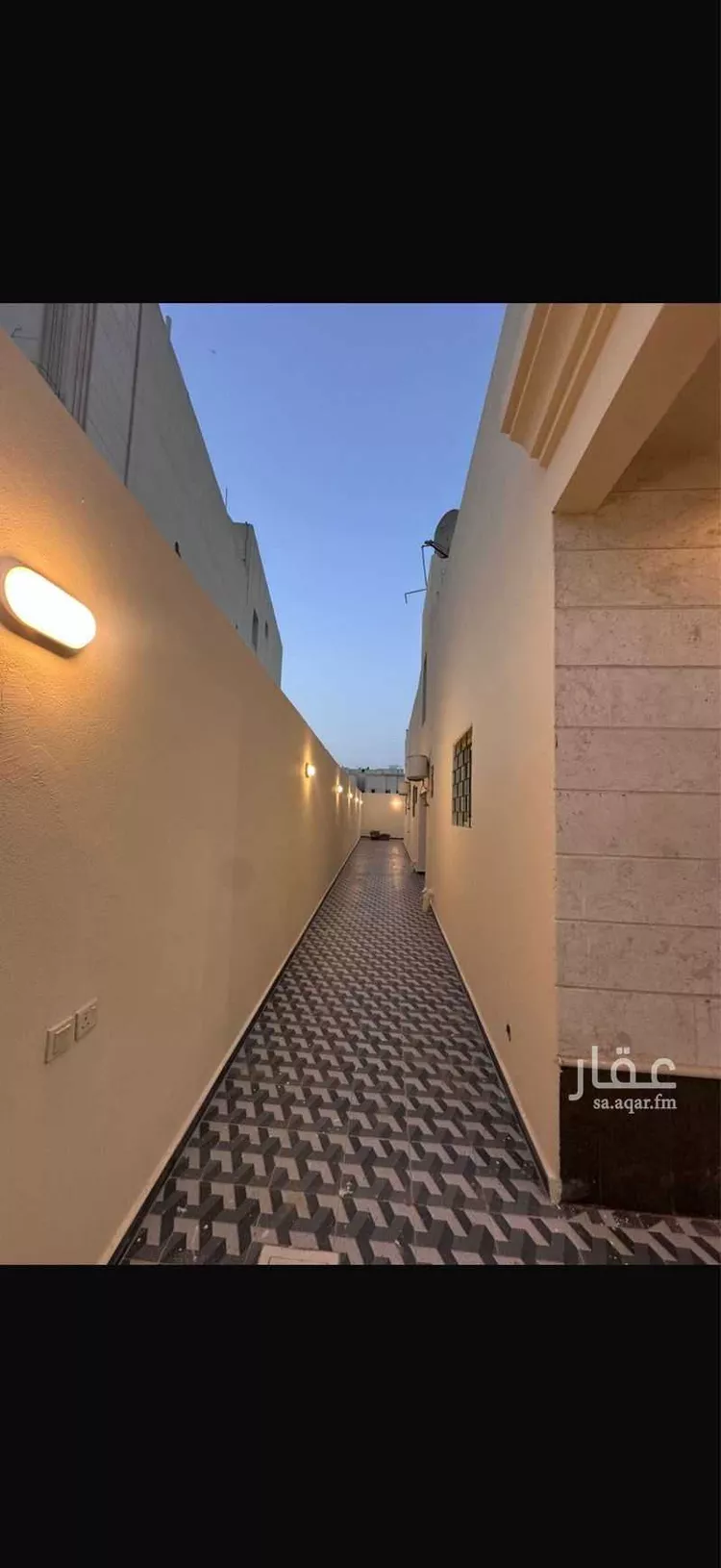 دور للبيع في شارع موسي الرازي, حي ضاحية الملك فهد, مدينة الدمام, المنطقة الشرقية صورة 5