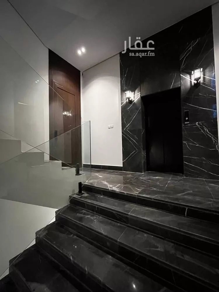 دور للبيع في شارع نبرة, حي الوادي, مدينة الرياض, منطقة الرياض 8