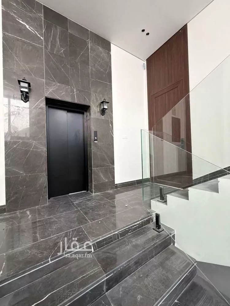 دور للبيع في شارع نجران, حي الوادي, مدينة الرياض, منطقة الرياض صورة 3