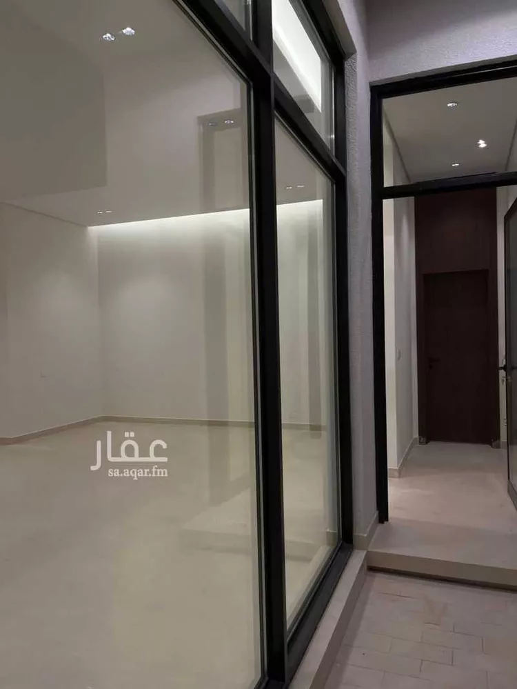 دور للبيع في شارع نبرة, حي الوادي, مدينة الرياض, منطقة الرياض صورة 2