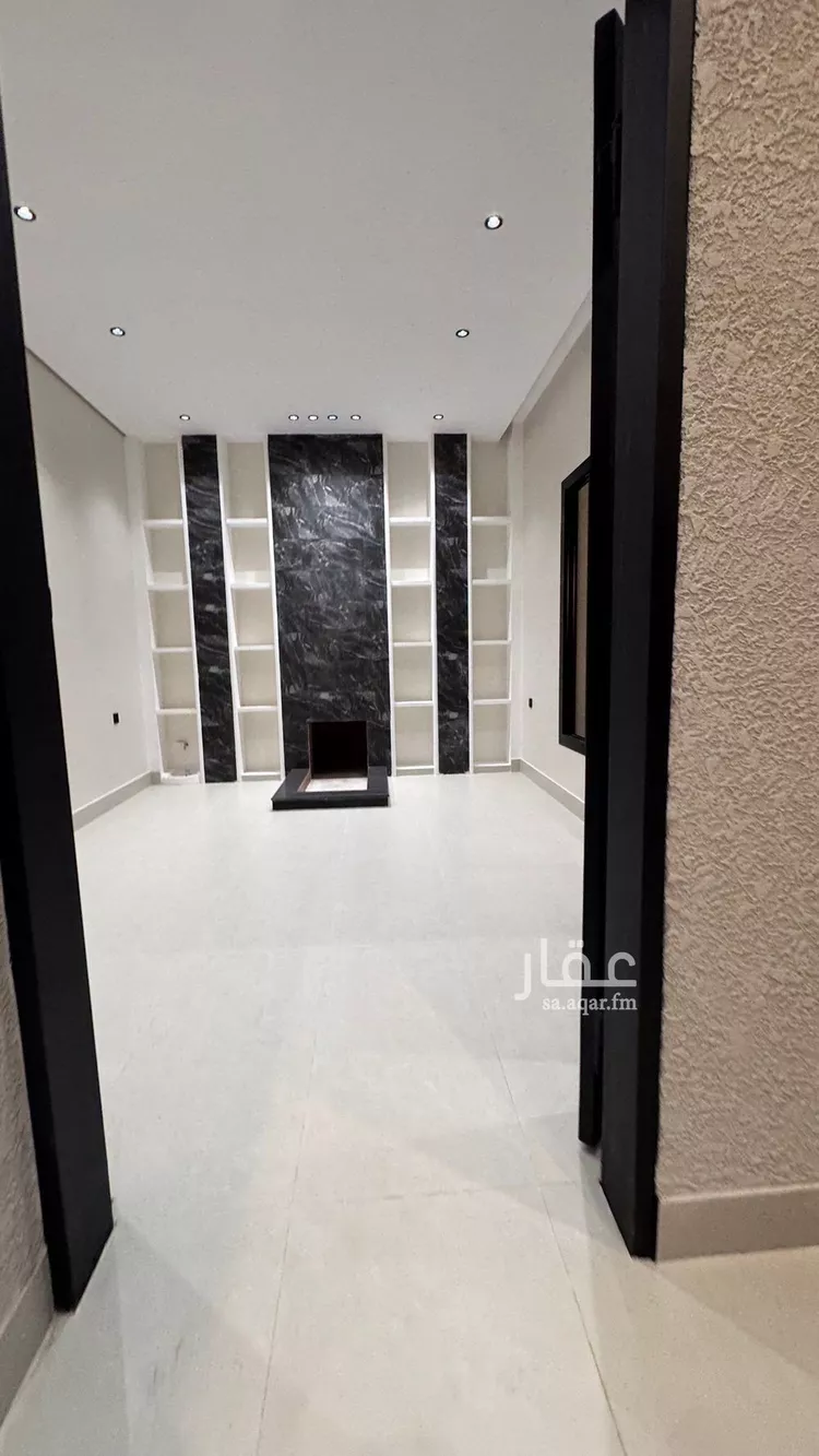 فيلا للبيع في شارع أبو حبيب الأنصاري, حي الملك فهد, مدينة عنيزه, منطقة القصيم صورة 2