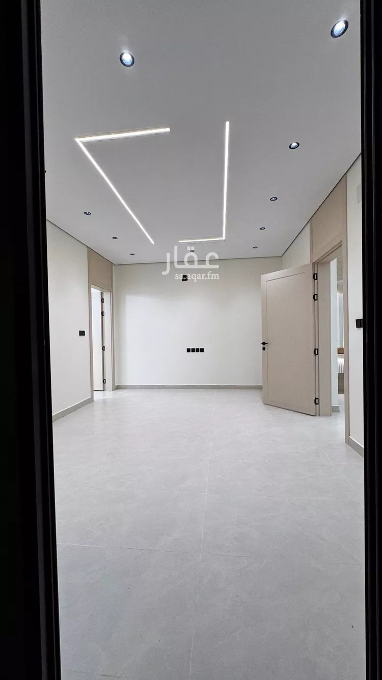 فيلا للبيع في شارع رباح بن الربيع, حي الملك فهد, مدينة عنيزه, منطقة القصيم صورة 4