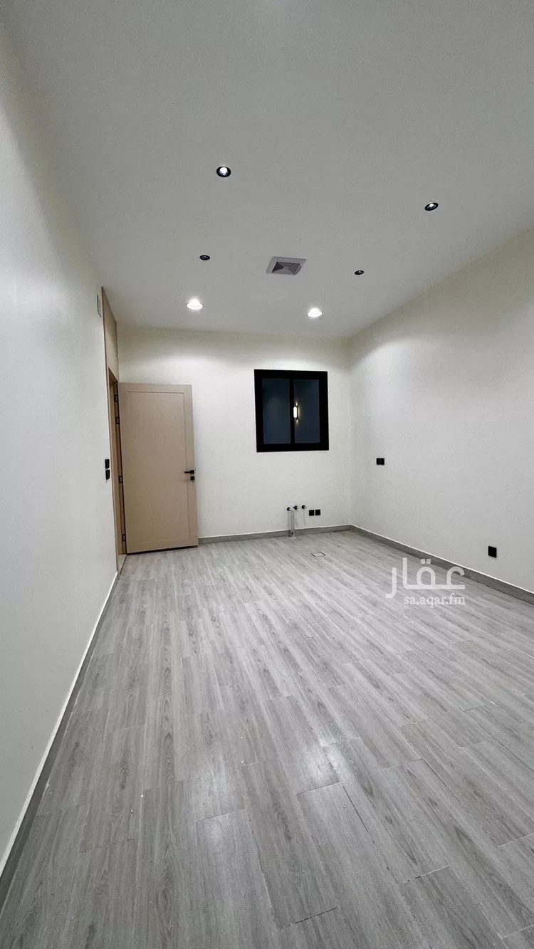 فيلا للبيع في شارع رباح بن الربيع, حي الملك فهد, مدينة عنيزه, منطقة القصيم صورة 3