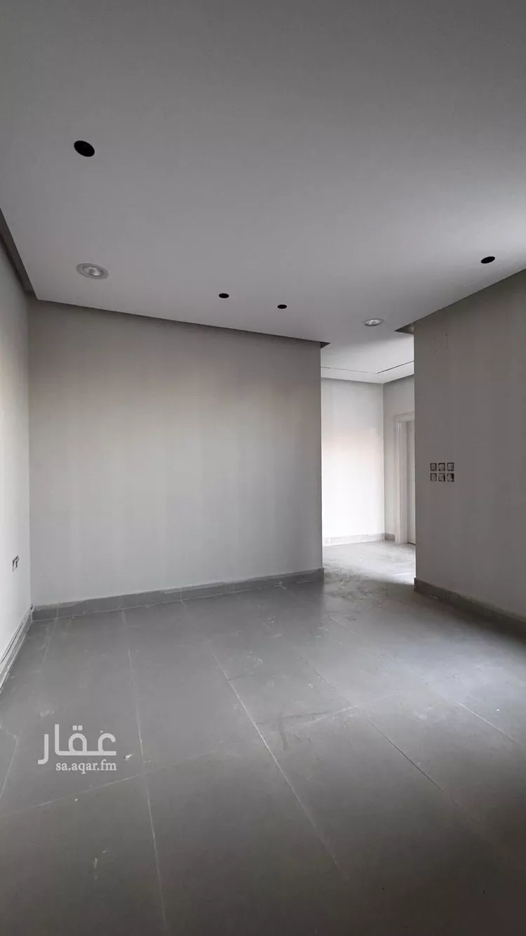 دور للبيع في شارع لايوجد, حي الصفاء, مدينة عنيزة, منطقة القصيم صورة 2