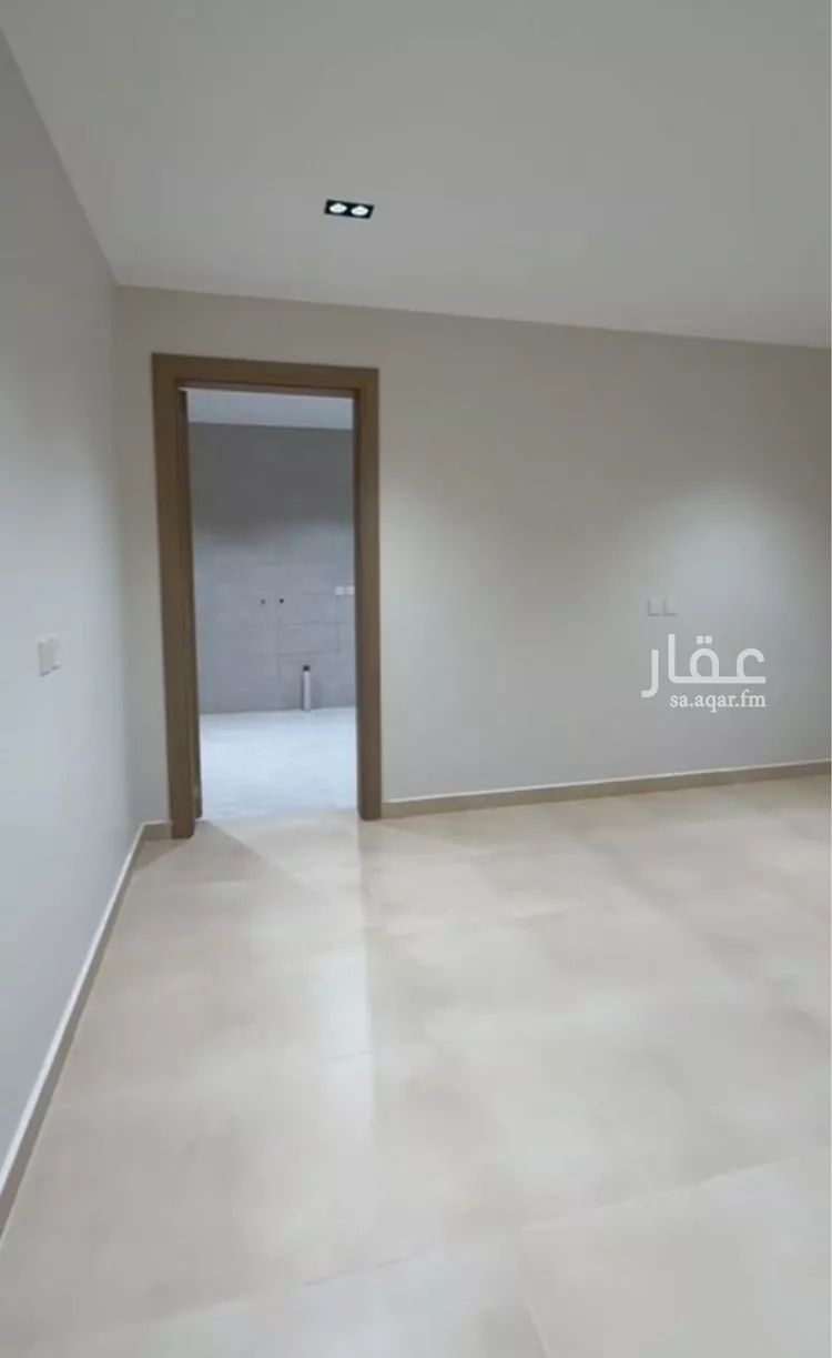 فيلا للبيع في شارع الحسن التغلبي, حي الفاخرية, مدينة عنيزة, منطقة القصيم صورة 4