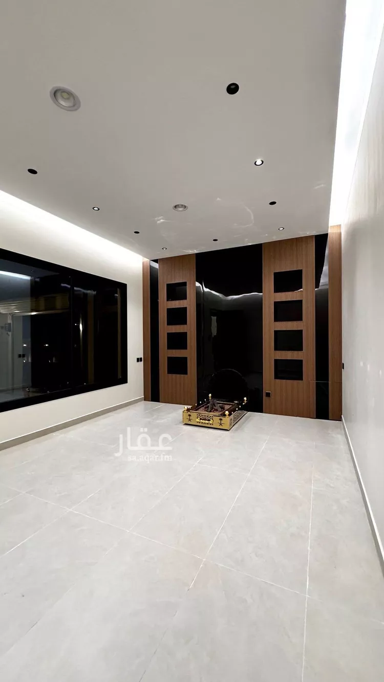 فيلا للبيع في شارع رباح بن الربيع, حي الملك فهد, مدينة عنيزه, منطقة القصيم