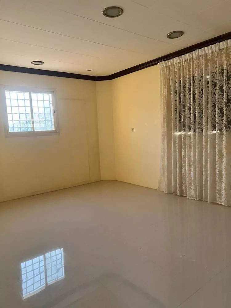 شقة للإيجار في حي الصالحية, مدينة عنيزة, منطقة القصيم صورة 2