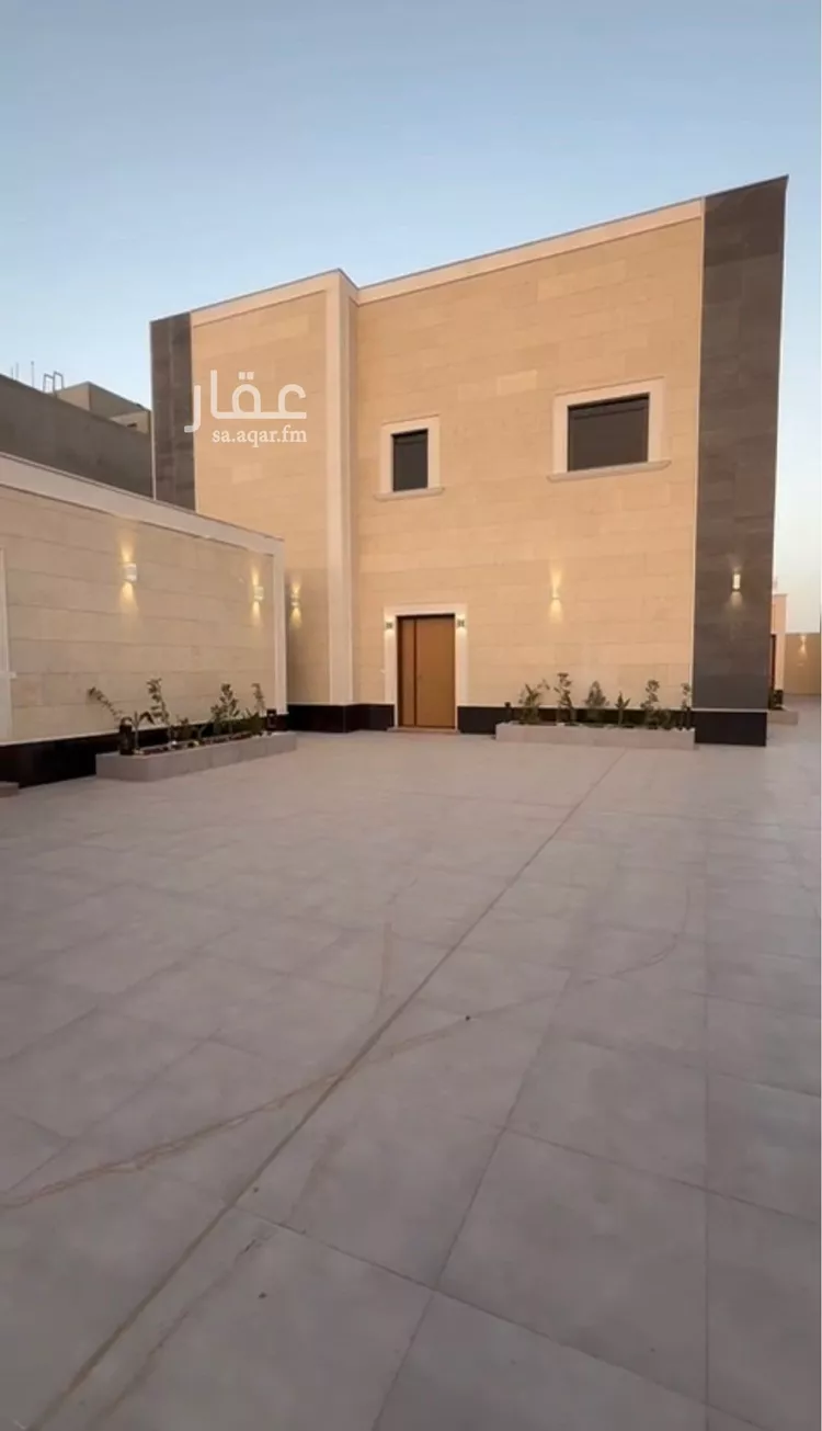 فيلا للبيع في شارع الحسن التغلبي, حي الفاخرية, مدينة عنيزة, منطقة القصيم صورة 3