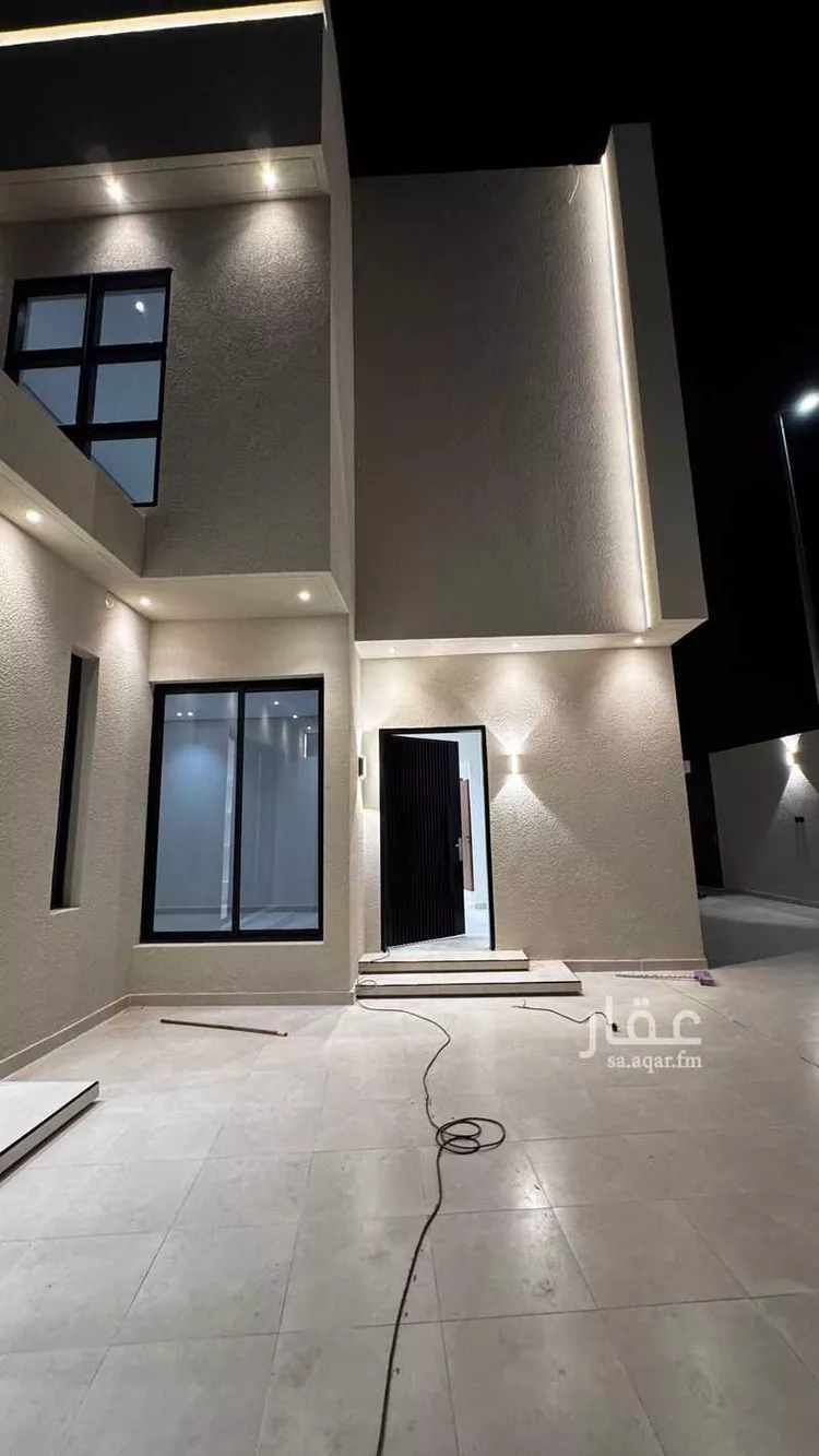 فيلا للبيع في شارع داود بن شبل المقرئ, حي الوهلان, مدينة عنيزة, منطقة القصيم