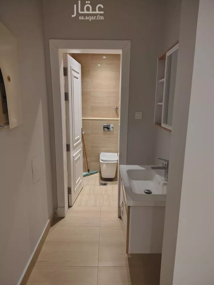 شقة للإيجار في شارع القرية العليا, حي الحمراء, مدينة الخبر, المنطقة الشرقية