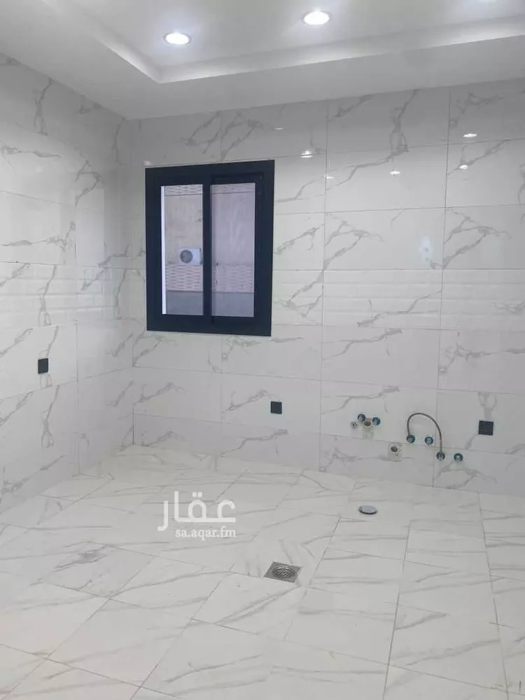 فيلا للبيع في شارع ناصر العمري, حي الزمرد, مدينة جدة, منطقة مكة المكرمة صورة 4