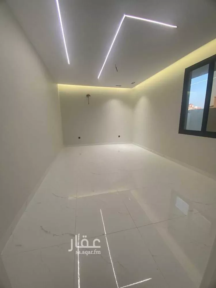 فيلا للبيع في شارع ناصر العمري, حي الزمرد, مدينة جدة, منطقة مكة المكرمة صورة 2