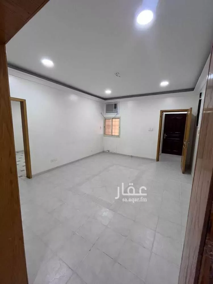 شقة للإيجار في شارع ابن جبير, مدينة الظهران, المنطقة الشرقية صورة 4