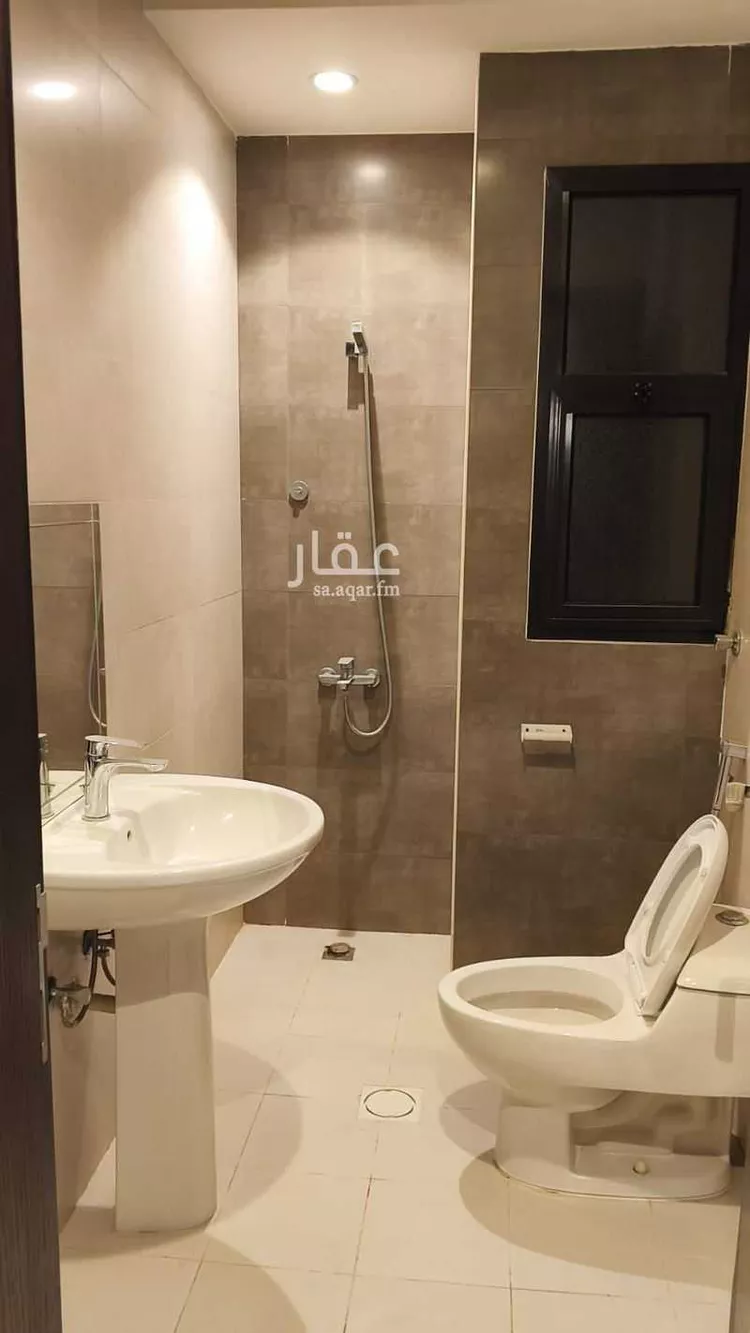 شقة للإيجار في شارع الصداوي, حي القصور, مدينة الظهران, المنطقة الشرقية 12