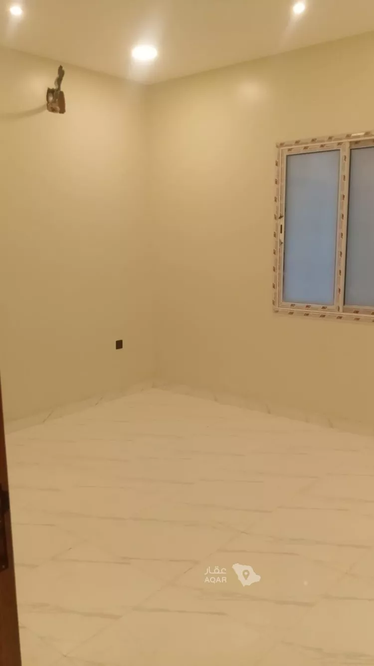 شقة للإيجار في شارع عامر بن فهيره, حي الروضة, مدينة الدمام, المنطقة الشرقية 2