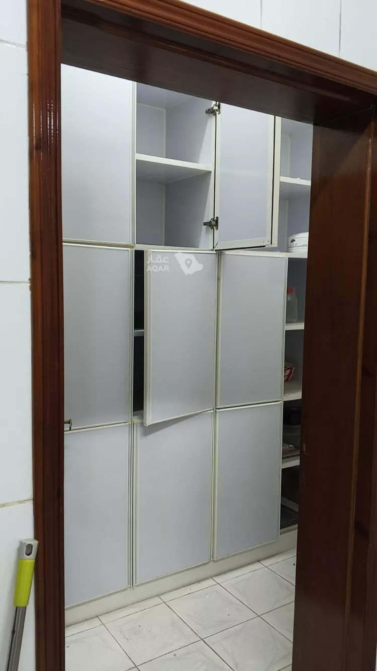 فيلا للإيجار في شارع عثمان بن عفان, حي الجامعيين, مدينة الدمام, المنطقة الشرقية 7
