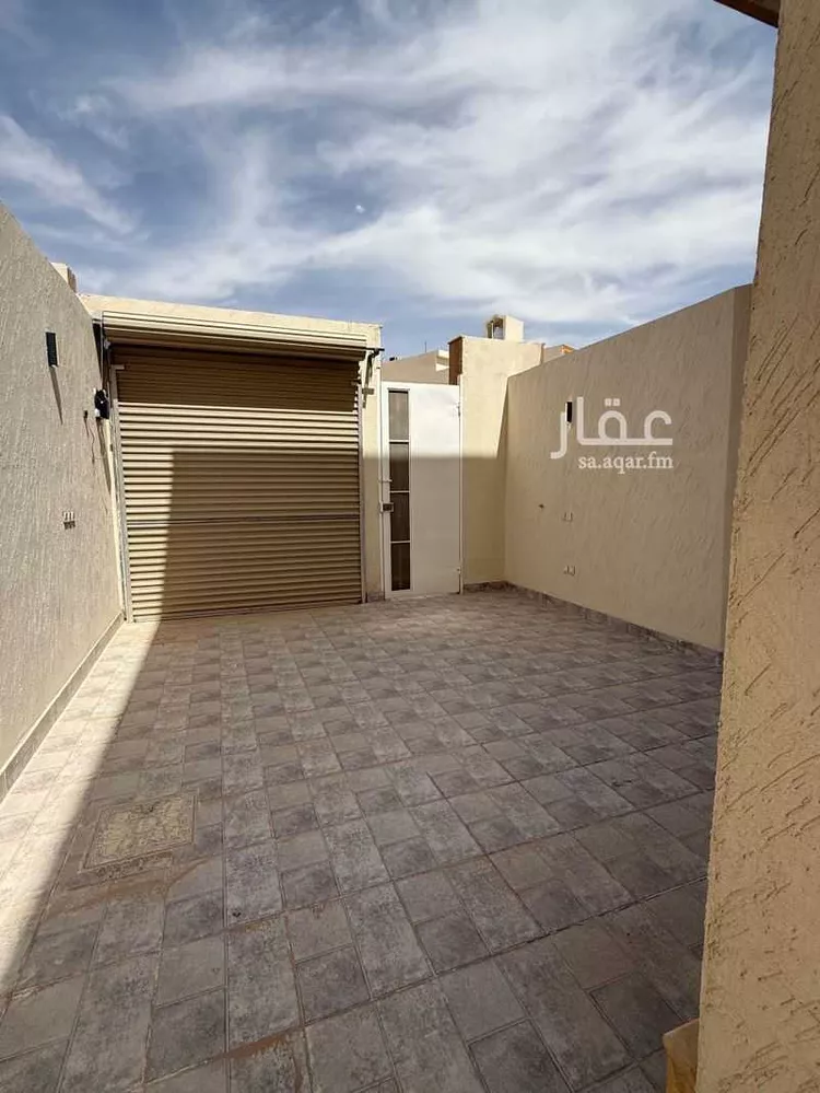 دور للبيع في شارع عبدالحميد السناري ، حي عكاظ ، الرياض ، منطقة الرياض صورة 3