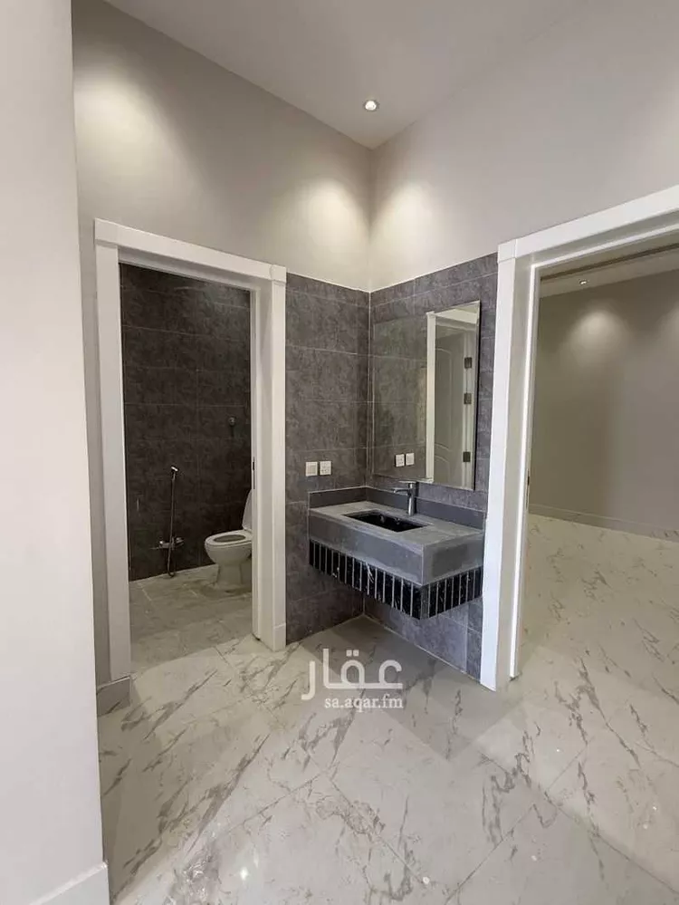 دور للبيع في شارع عبدالحميد السناري ، حي عكاظ ، الرياض ، منطقة الرياض صورة 4