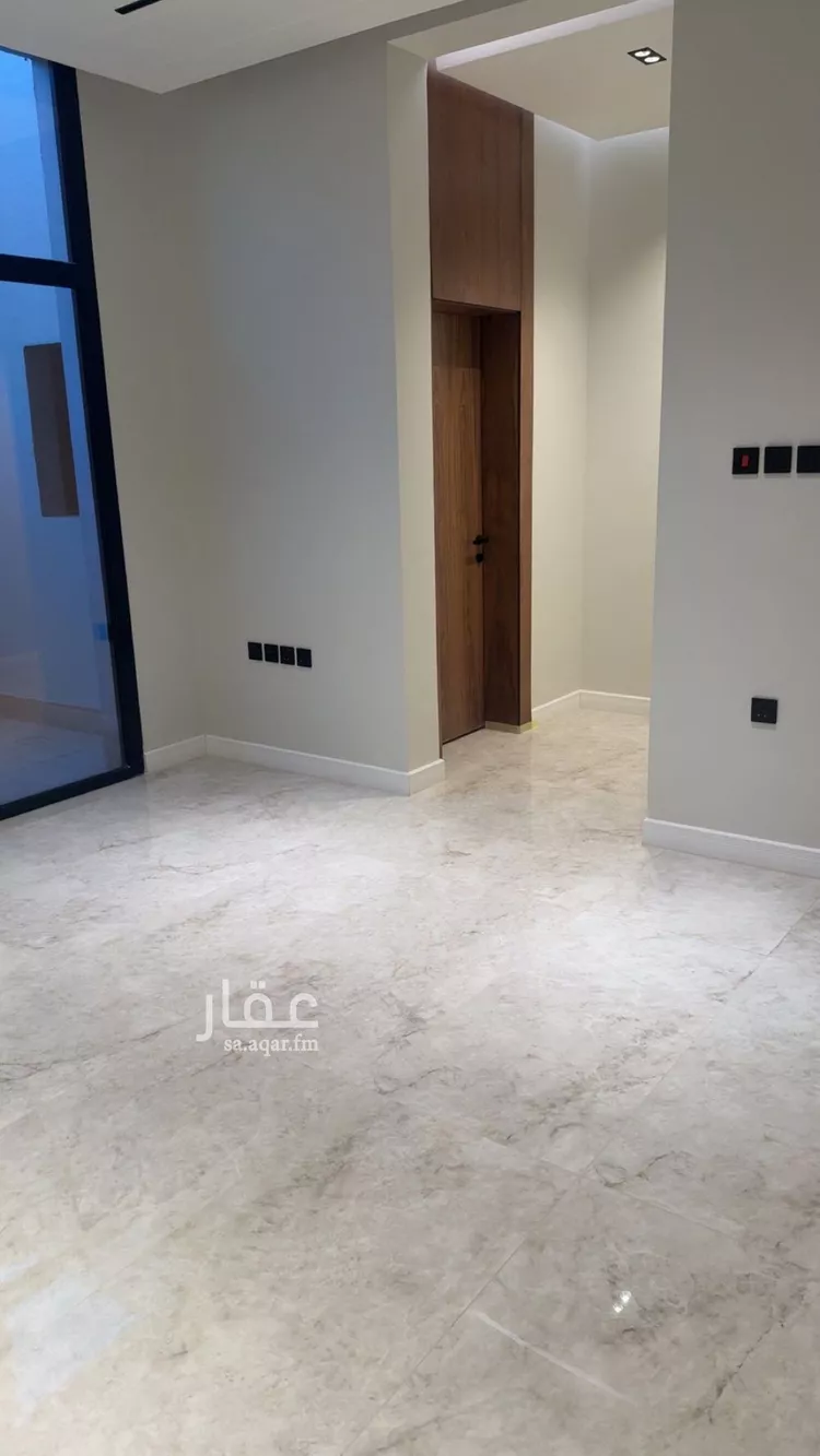 دور للبيع في شارع مصطفى عبدالرزاق, حي العارض, مدينة الرياض, منطقة الرياض صورة 5