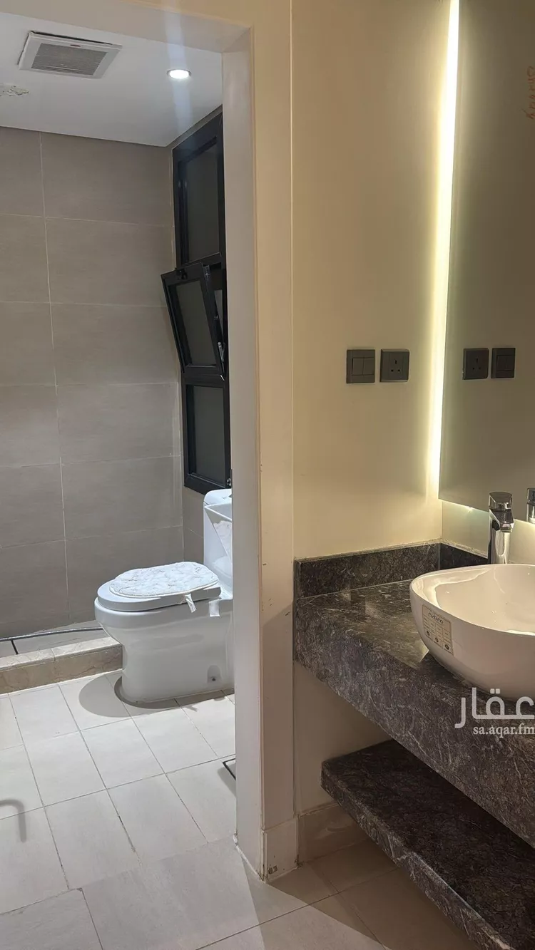 Apartment for Rent in Riyadh Al Malqa 14