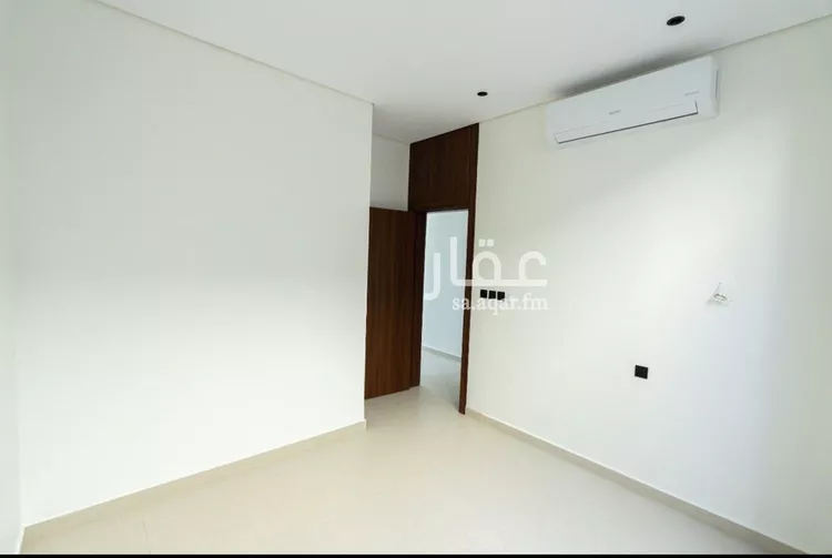 دور للبيع في شارع ابن الأبيض, حي العارض, مدينة الرياض, منطقة الرياض صورة 4