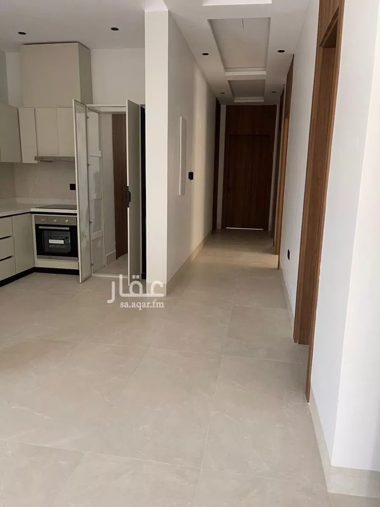Floor for Rent in Riyadh Al Malqa 3