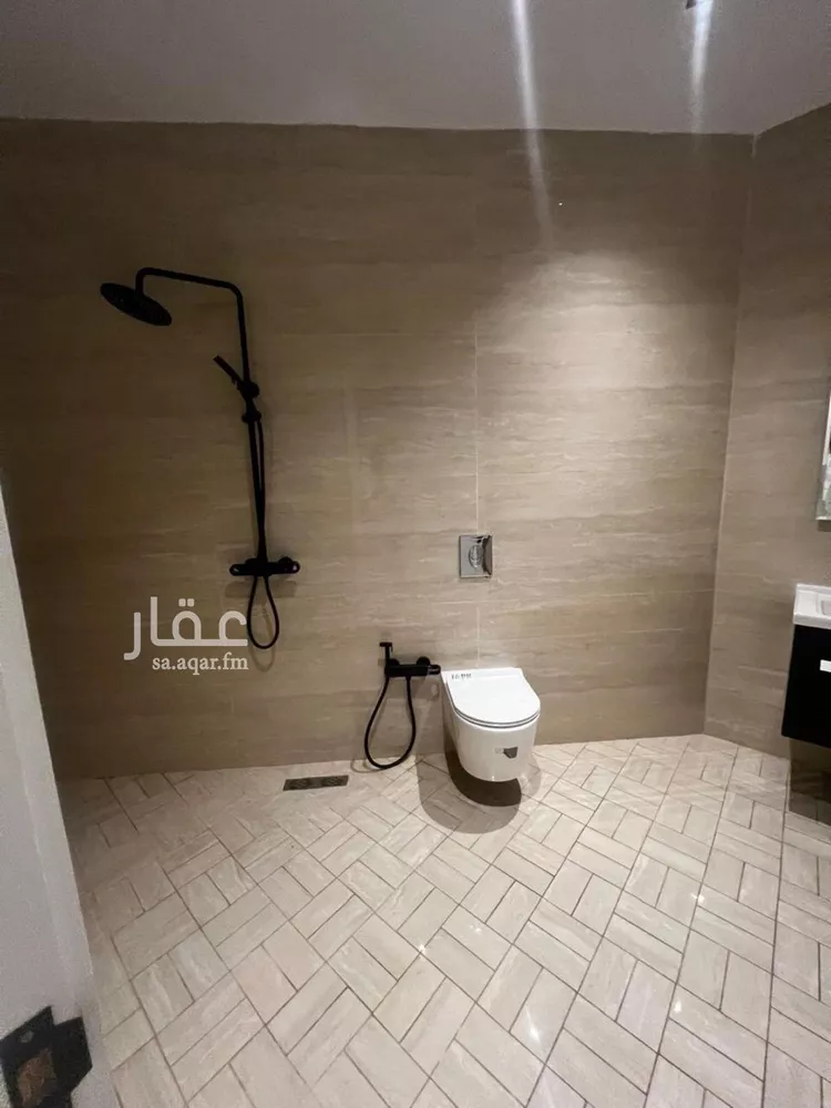 شقة للبيع في شارع رقم 215, حي الملقا, مدينة الرياض, منطقة الرياض صورة 3