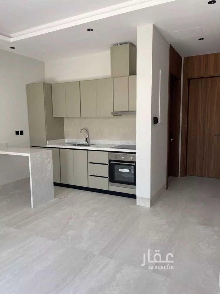 Floor for Rent in Riyadh Al Malqa 2