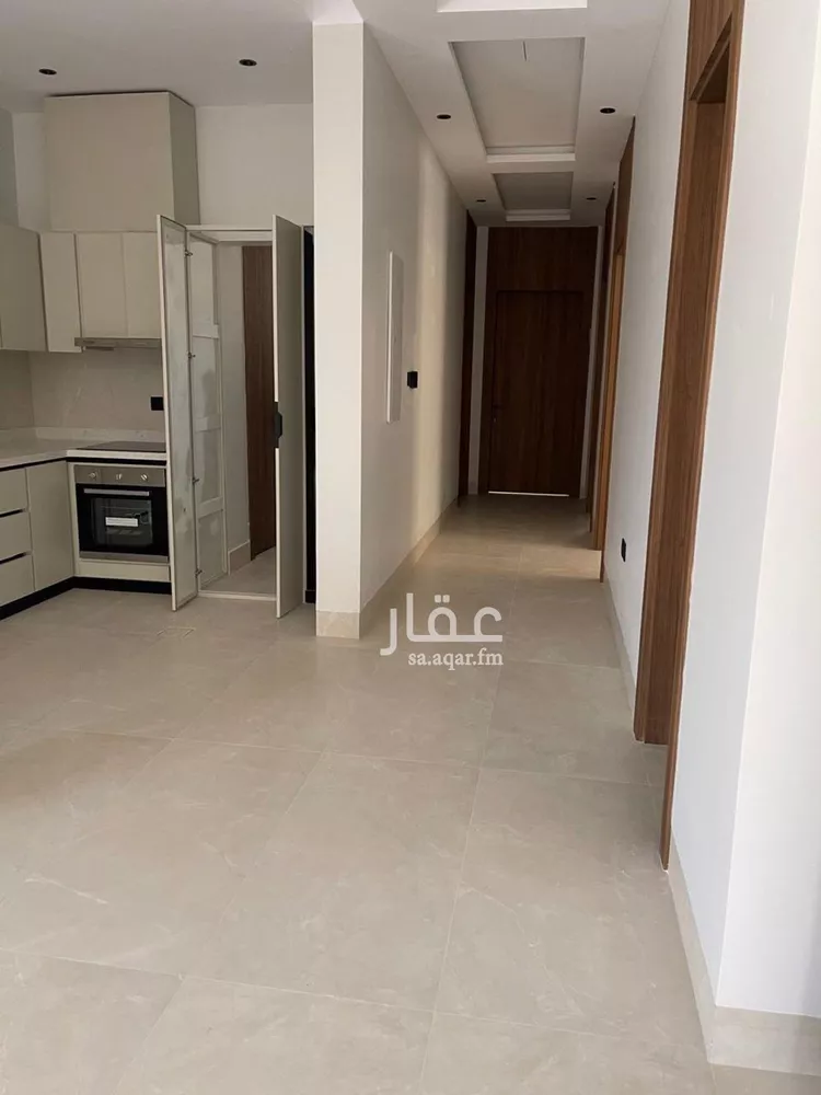 Floor for Rent in Riyadh Al Malqa 9