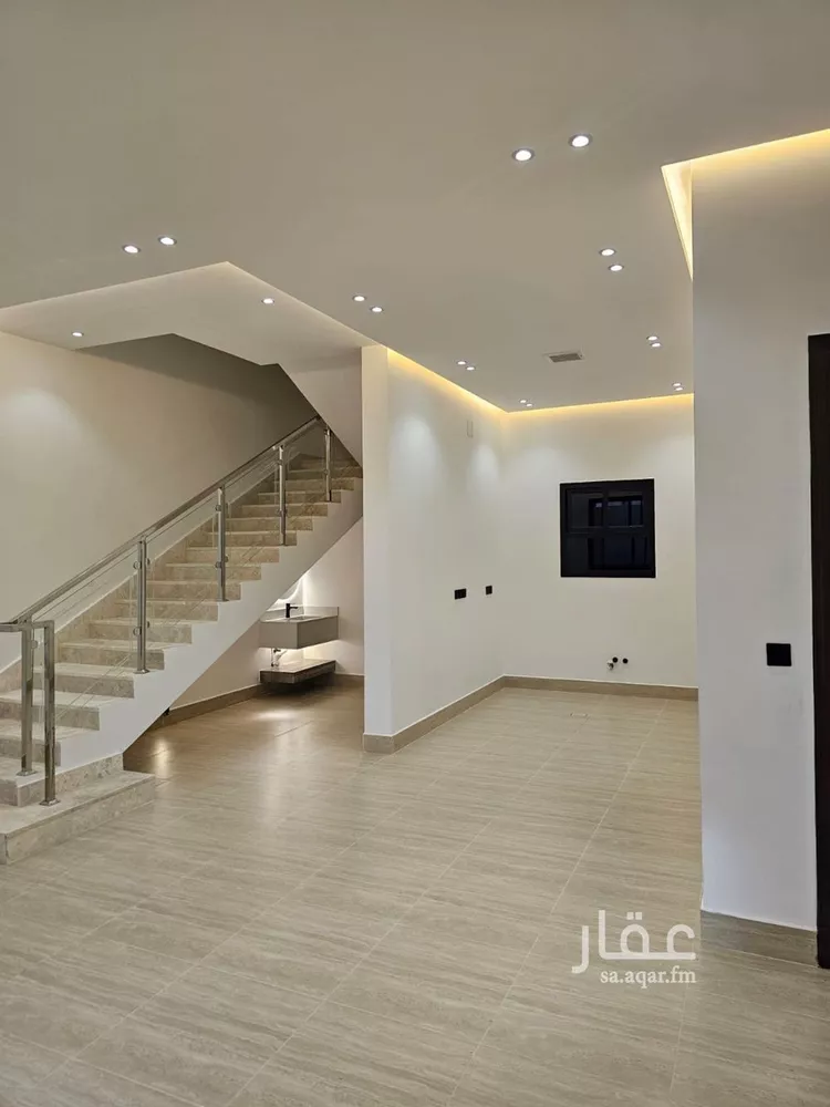 فيلا للبيع في شارع رقم 220, حي ظهرة لبن, مدينة الرياض, منطقة الرياض صورة 3