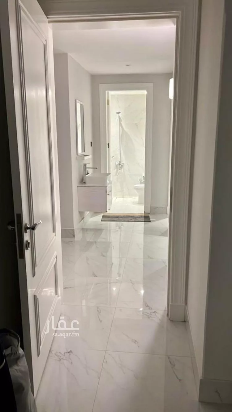 شقة للبيع في شارع الدهناء, حي الملقا, مدينة الرياض, منطقة الرياض صورة 2