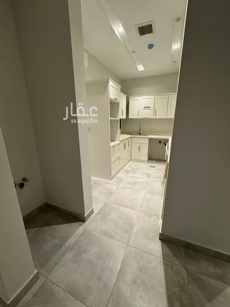 شقة للإيجار في شارع وادي البطحاء, حي الملقا, مدينة الرياض, منطقة الرياض صورة 3