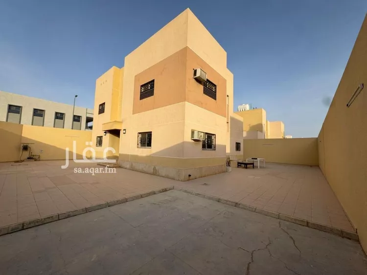 فيلا للإيجار في شارع عقرباء 115, حي عقرباء, مدينة الجبيلة, منطقة الرياض صورة 4