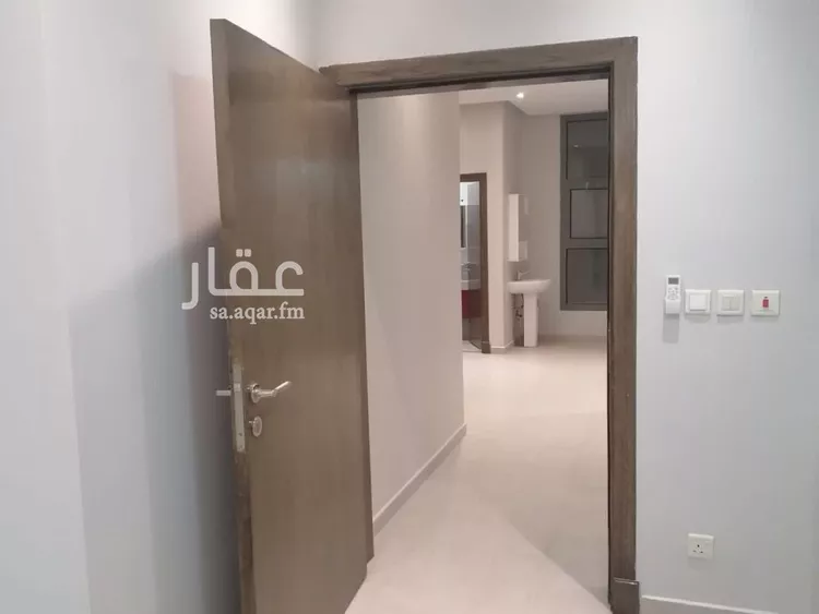 شقة للإيجار في شارع وادي البطحاء, حي الملقا, مدينة الرياض, منطقة الرياض صورة 3