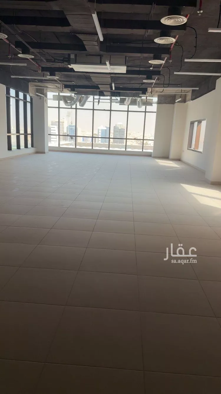 مكتب تجاري للإيجار في شارع طريق الملك فهد الفرعي, حي الملقا, مدينة الرياض, منطقة الرياض صورة 3