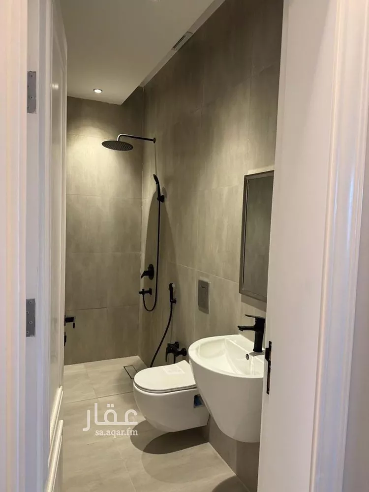 شقة للإيجار في شارع وادي نعام, حي الملقا, مدينة الرياض, منطقة الرياض 14