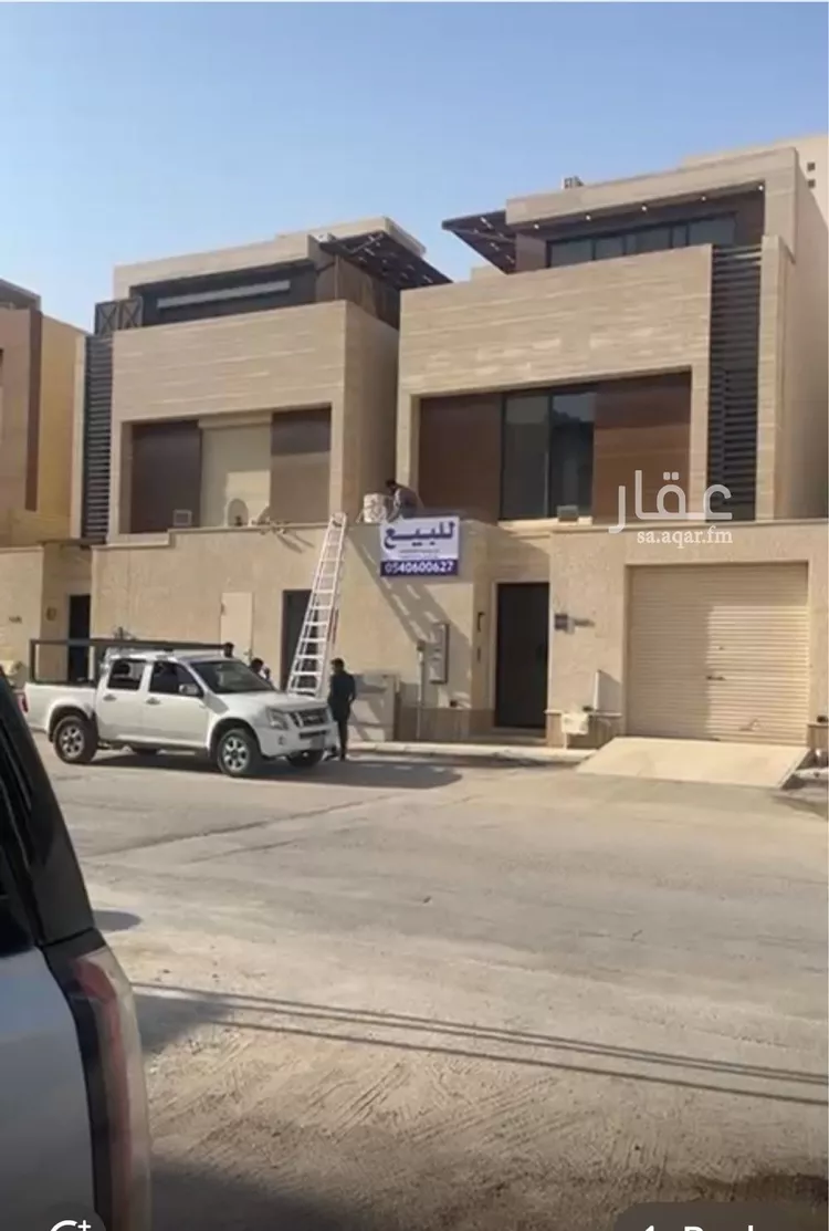 فيلا للبيع في شارع مصطفى عبدالرزاق, حي العارض, مدينة الرياض, منطقة الرياض 1 صورة