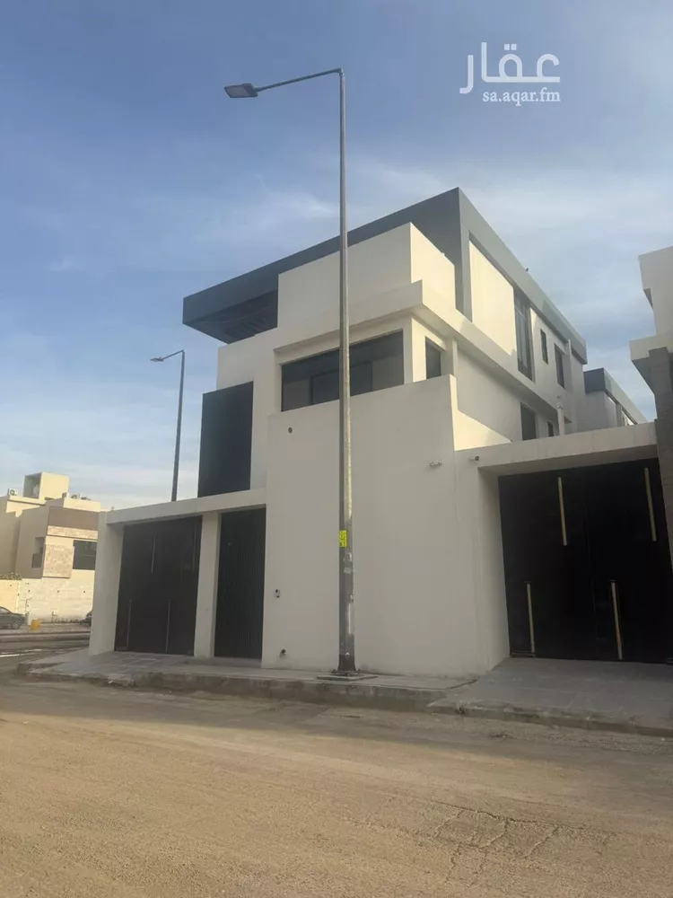 فيلا للبيع في شارع المهراس, حي النرجس, مدينة الرياض, منطقة الرياض صورة 2