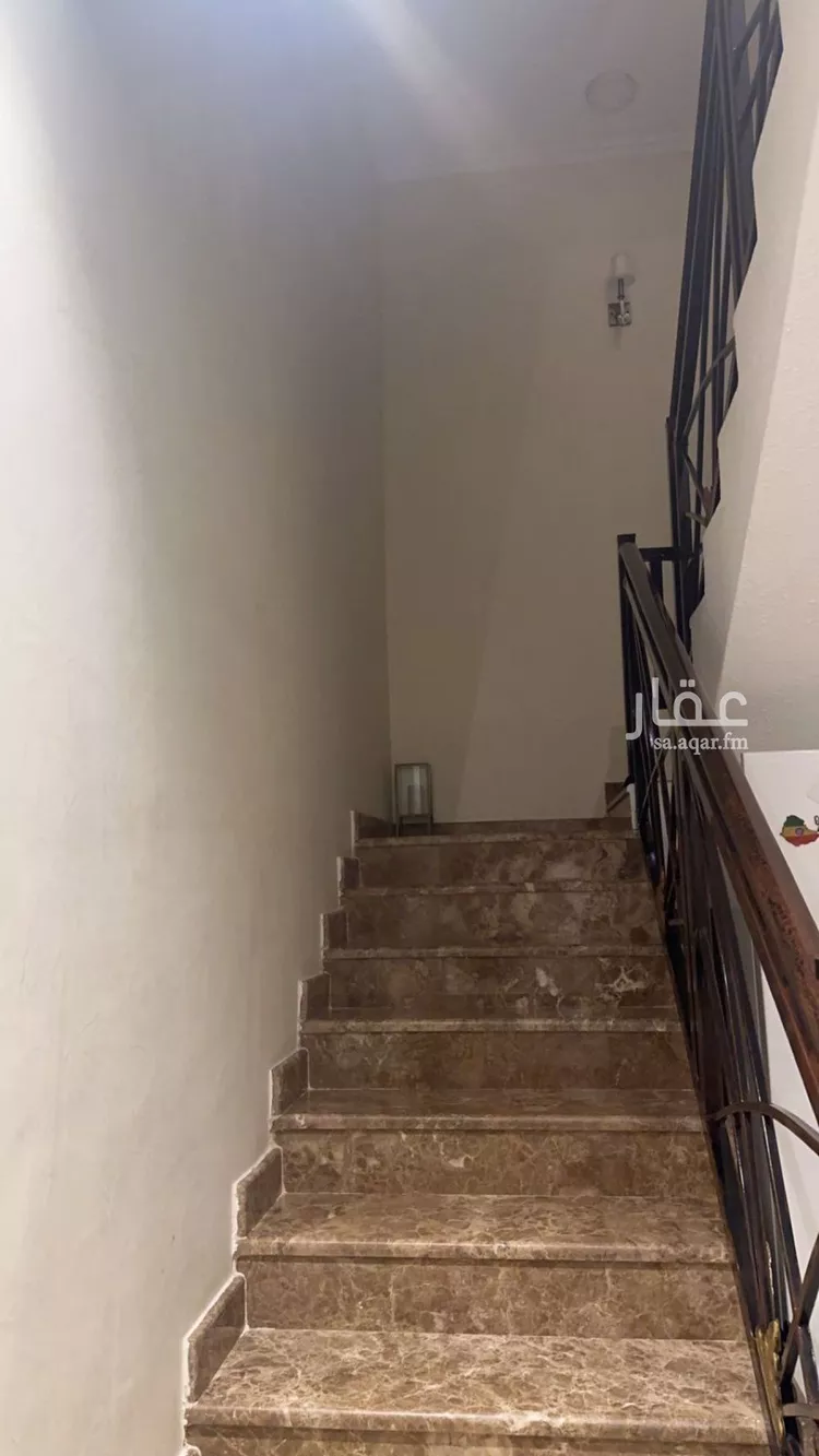 فيلا للإيجار في شارع الحسن الوراق, حي الراكة الجنوبية, مدينة الخبر, المنطقة الشرقية صورة 3