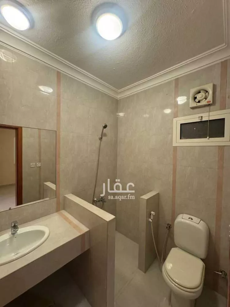 شقة للإيجار في شارع عتبة بن ربيعة, حي المنتزة, مدينة الدمام, المنطقة الشرقية صورة 4