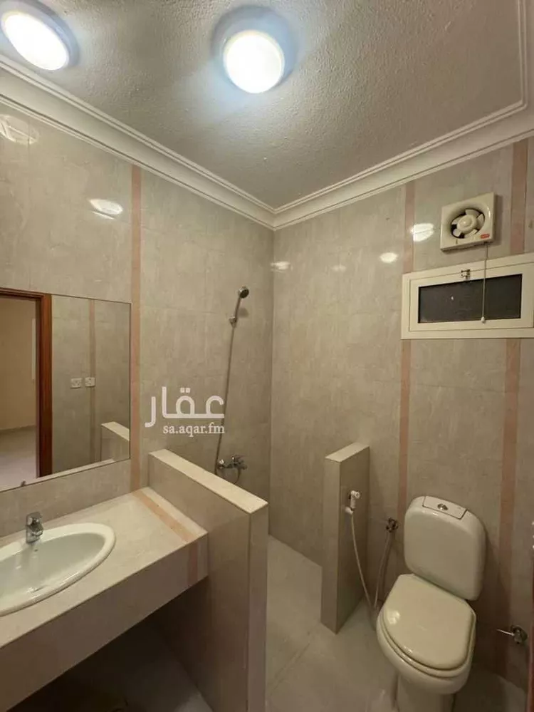 شقة للإيجار في شارع عتبة بن ربيعة, حي المنتزة, مدينة الدمام, المنطقة الشرقية صورة 5