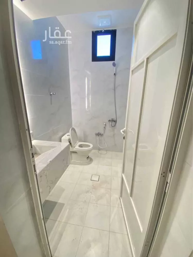 عمارة للإيجار في شارع حسان بن ثابت, حي البلدية, مدينة حفر الباطن, المنطقة الشرقية صورة 5