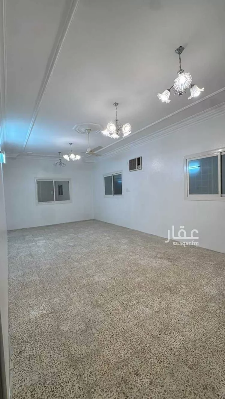 Floor for Rent in Abha As Sadd 8