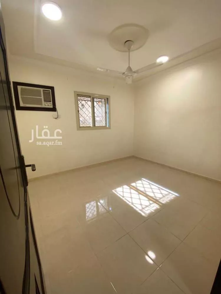 شقة للإيجار في شارع هرم بن حيان العبدي, حي العريض, مدينة المدينه المنوره, منطقة المدينة المنورة