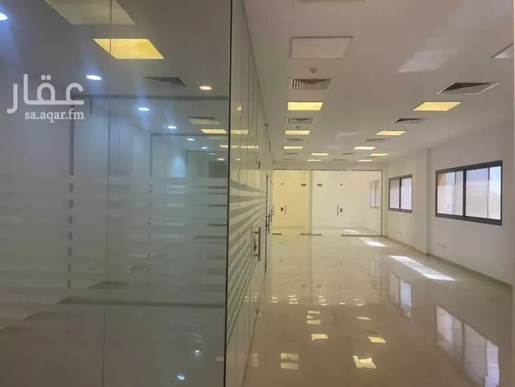 مكتب تجاري للإيجار في شارع إبراهيم طوقان ، حي السليمانية ، الرياض ، منطقة الرياض صورة 4